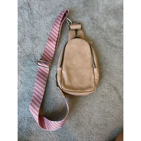 NWOT Anthropologie liberty crossbody sling bag in rose, $85 - Picture 2 of 8